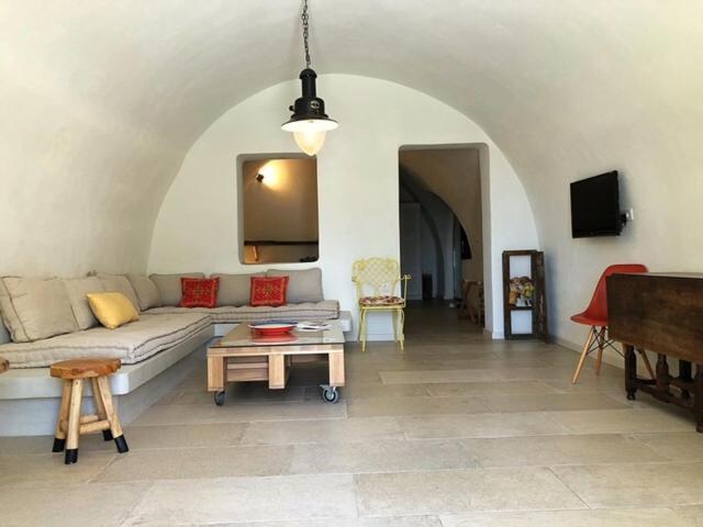 Mantilida Villa Emporio  المظهر الخارجي الصورة